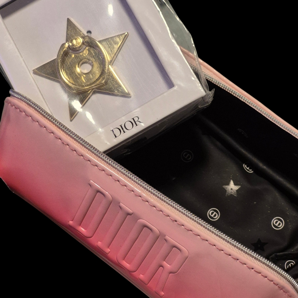 Authentic DIOR BUNDLE!Cosmetic Bag,Dior Gold Star Smartphone Ring,& DiorJoy Card - Picture 3 of 10
